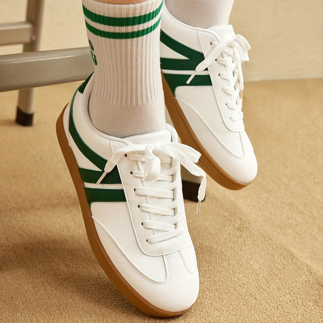 Sienna Classic Lace-Up Sneakers